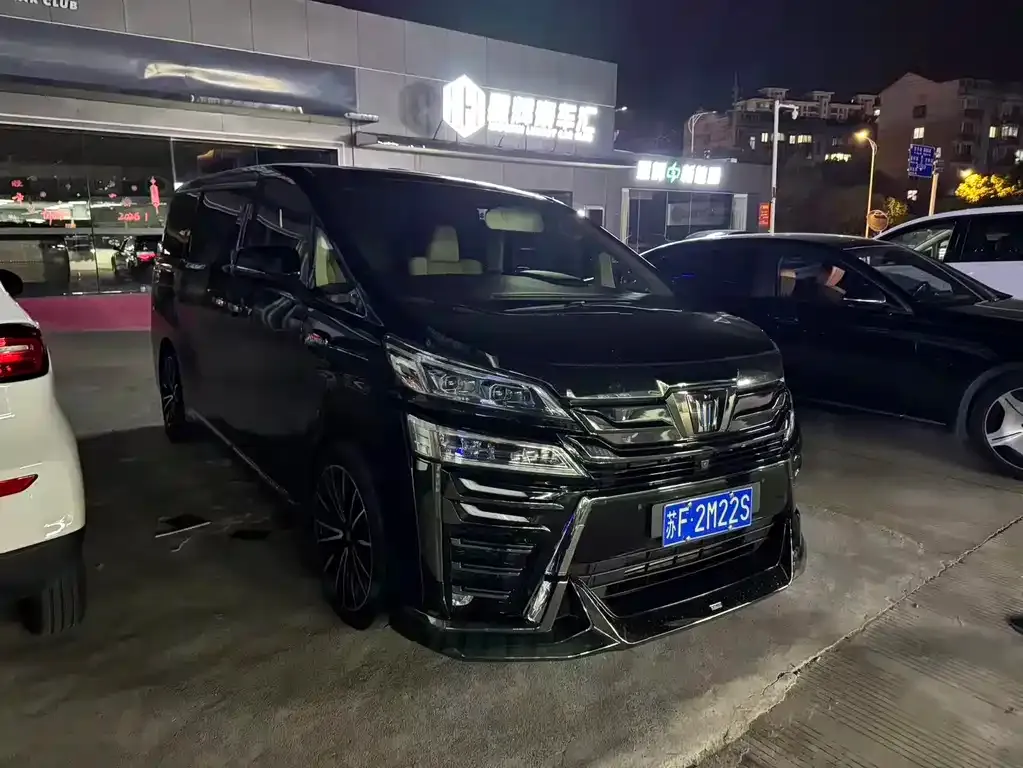Toyota Vellfire 2023 из CN, фото 6