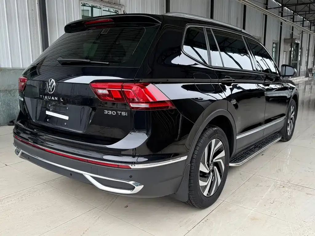 Volkswagen Tiguan L 2023 из CN, фото 10