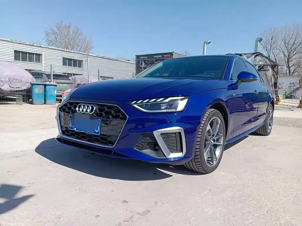 Audi A4L 2021 из CN, фото 1