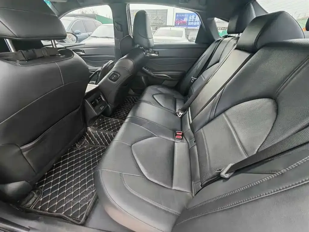 Toyota Avalon 2022 из CN, фото 5