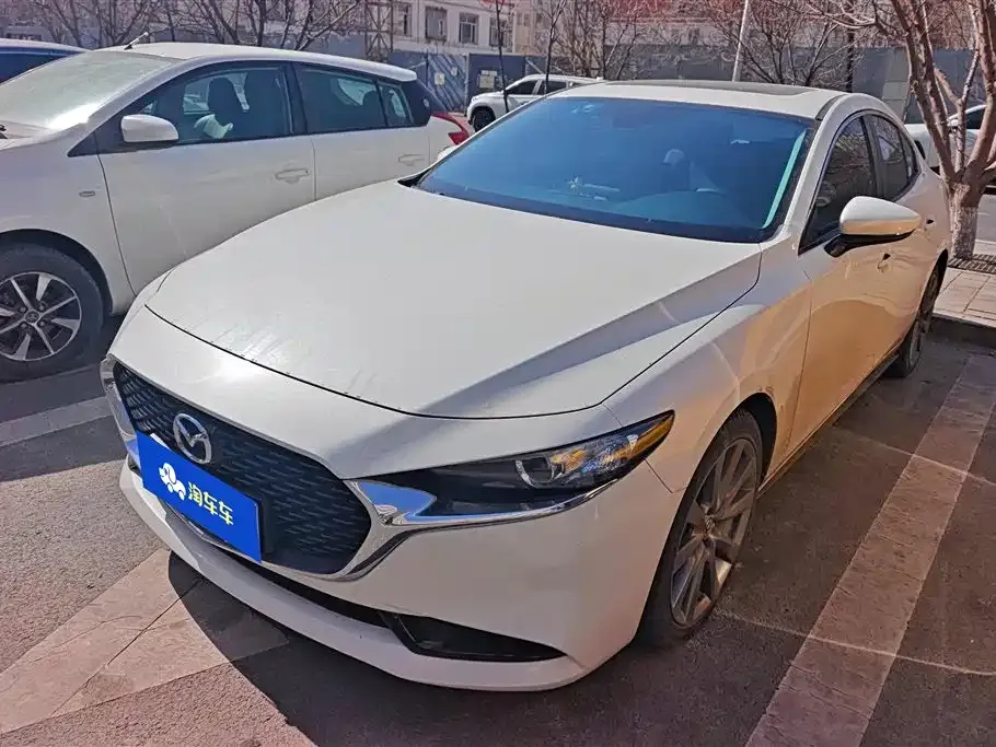 Mazda 3 Axela 2023 из CN, фото 1