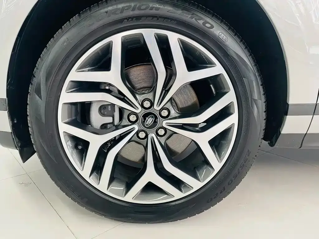 Land Rover Evoque — фото 4