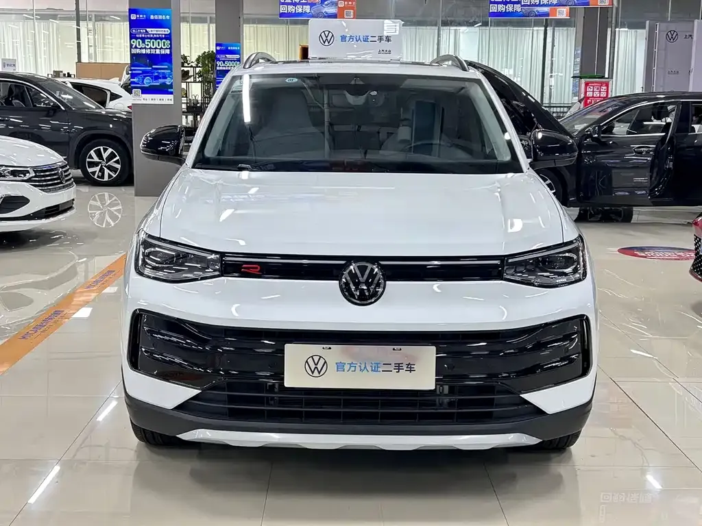 Volkswagen Tharu — фото 3