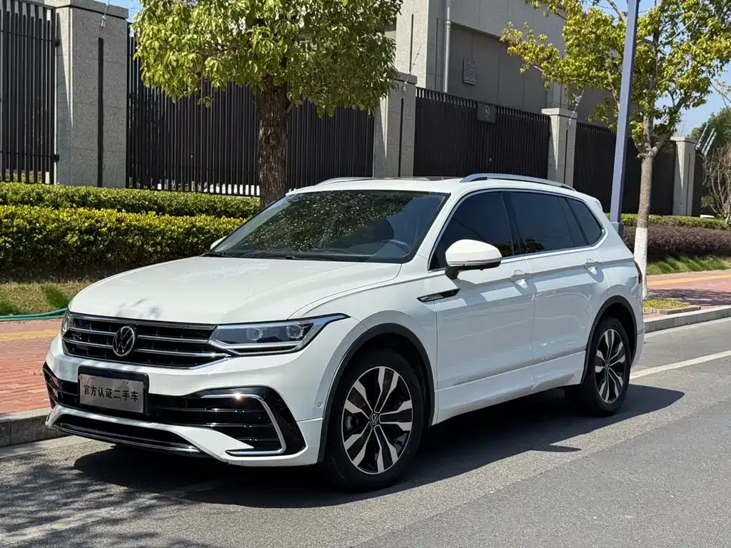 Volkswagen Tiguan L 2023 из CN, фото 1