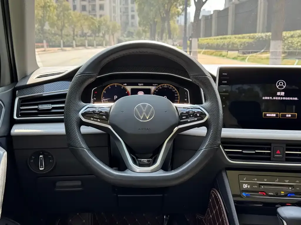 Volkswagen Tiguan L 2023 из CN, фото 2