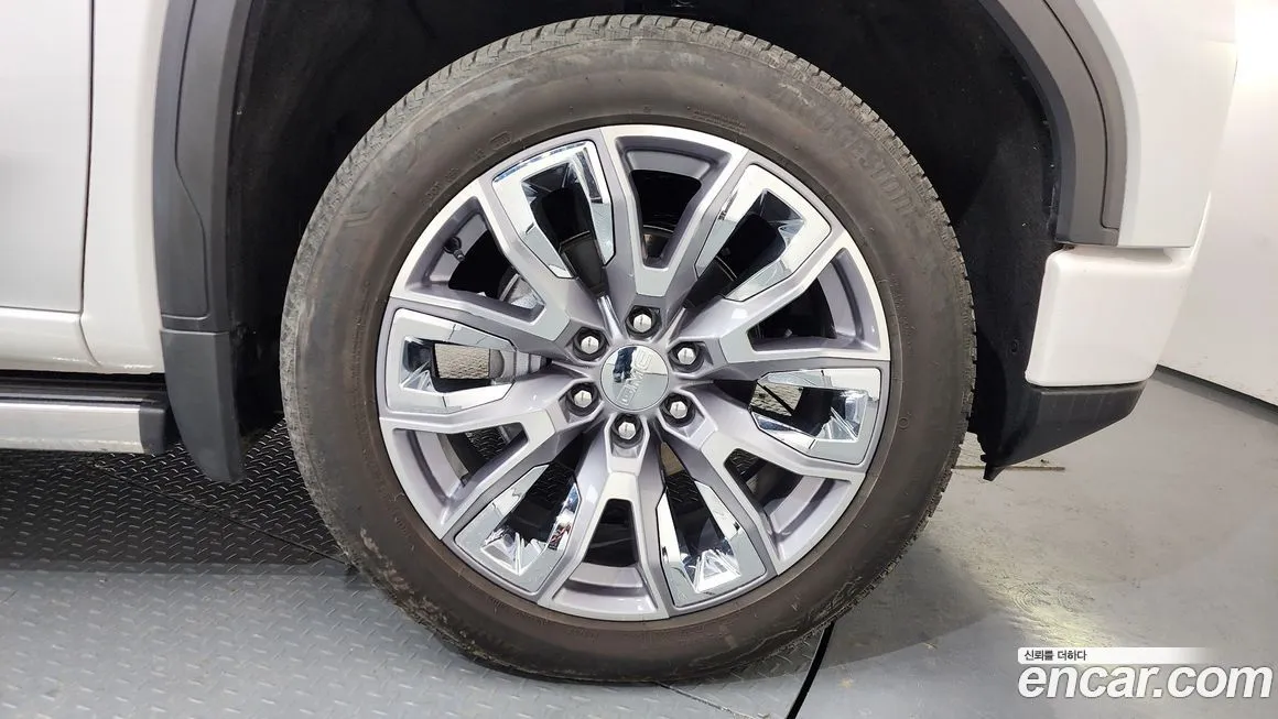 GMC Sierra 2023 из KR, фото 9