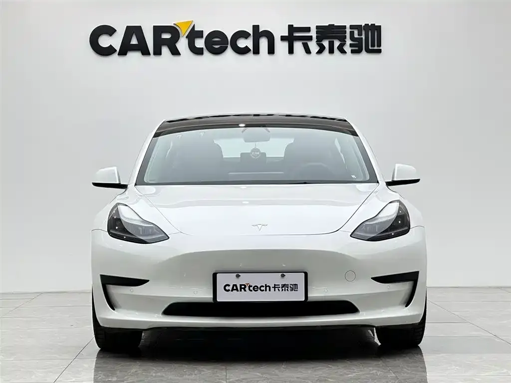 Tesla Model 3 — фото 2