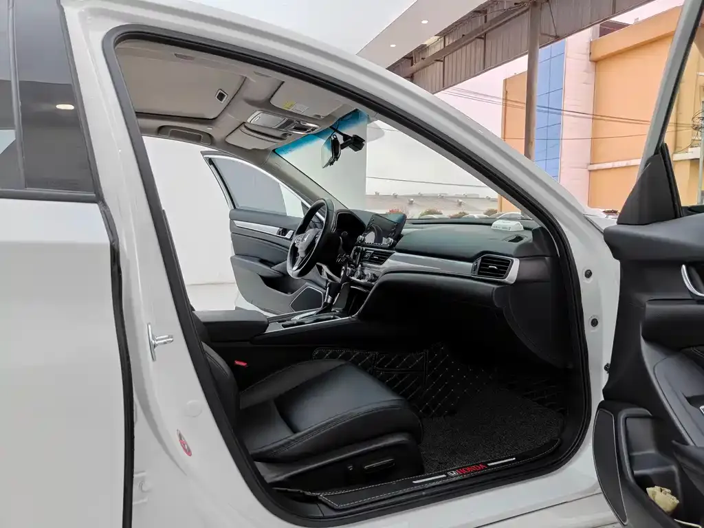 Honda Accord 2021 из CN, фото 9
