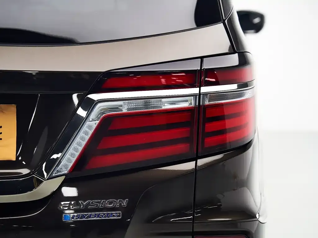 Honda Elysion 2021 из CN, фото 9