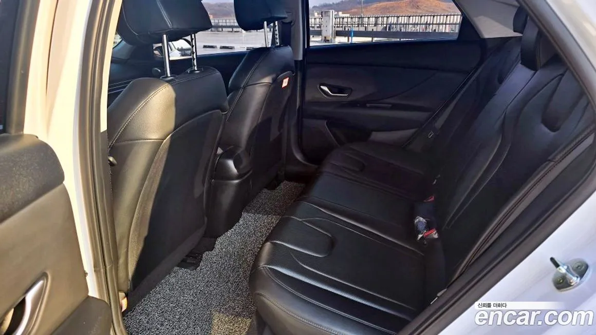 Hyundai AVANTE 2021 из KR, фото 5