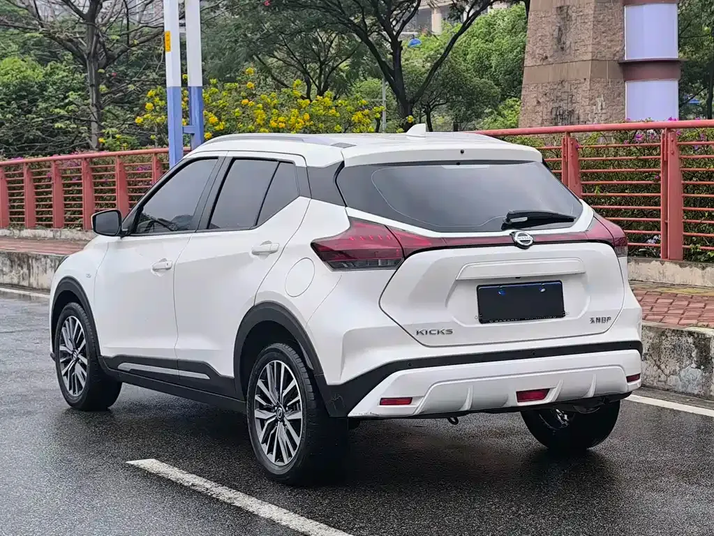Nissan Kicks — фото 9