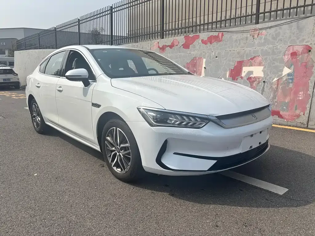 BYD Qin PLUS — фото 8