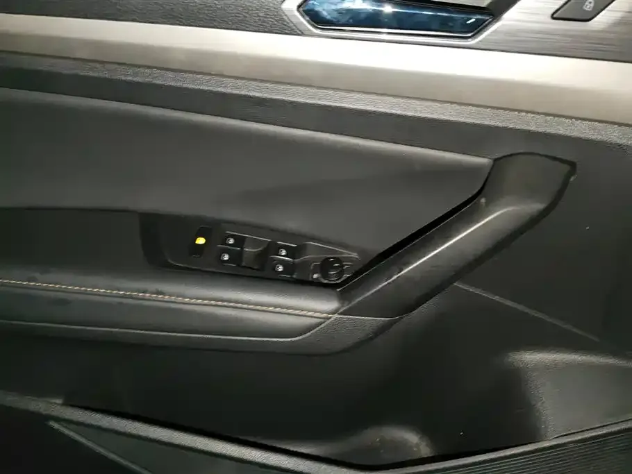 Volkswagen Lavida 2022 из CN, фото 4