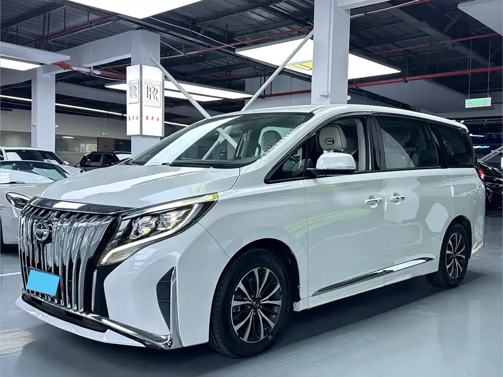 GAC Motor Trumpchi M8 — фото 1