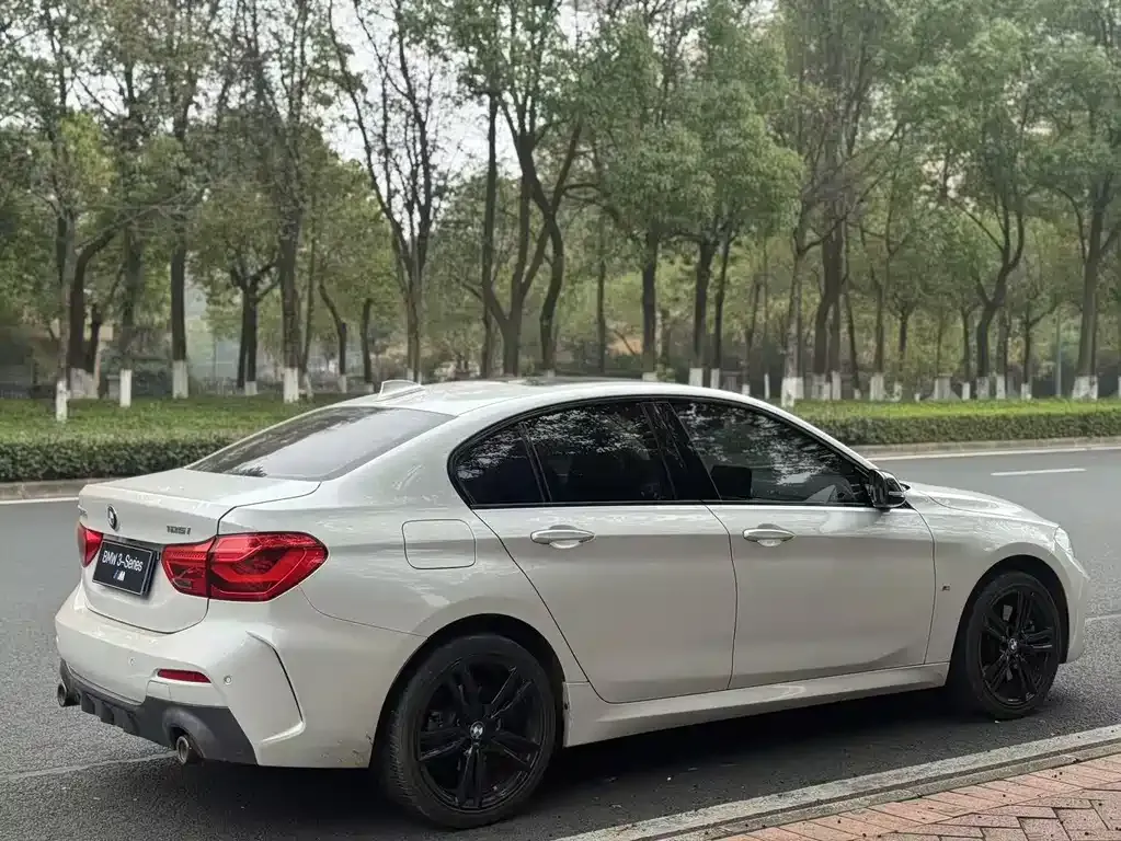 BMW 1 Series — фото 10