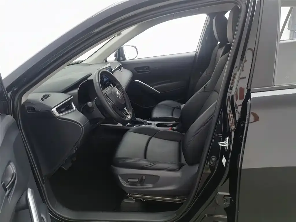 Toyota Frontlander 2024 из CN, фото 9
