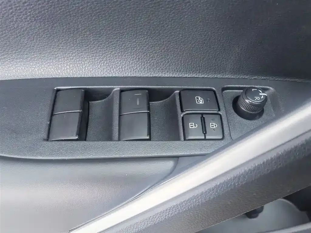 Toyota Frontlander 2024 из CN, фото 10