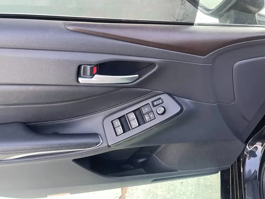 Toyota Avalon 2021 из CN, фото 8