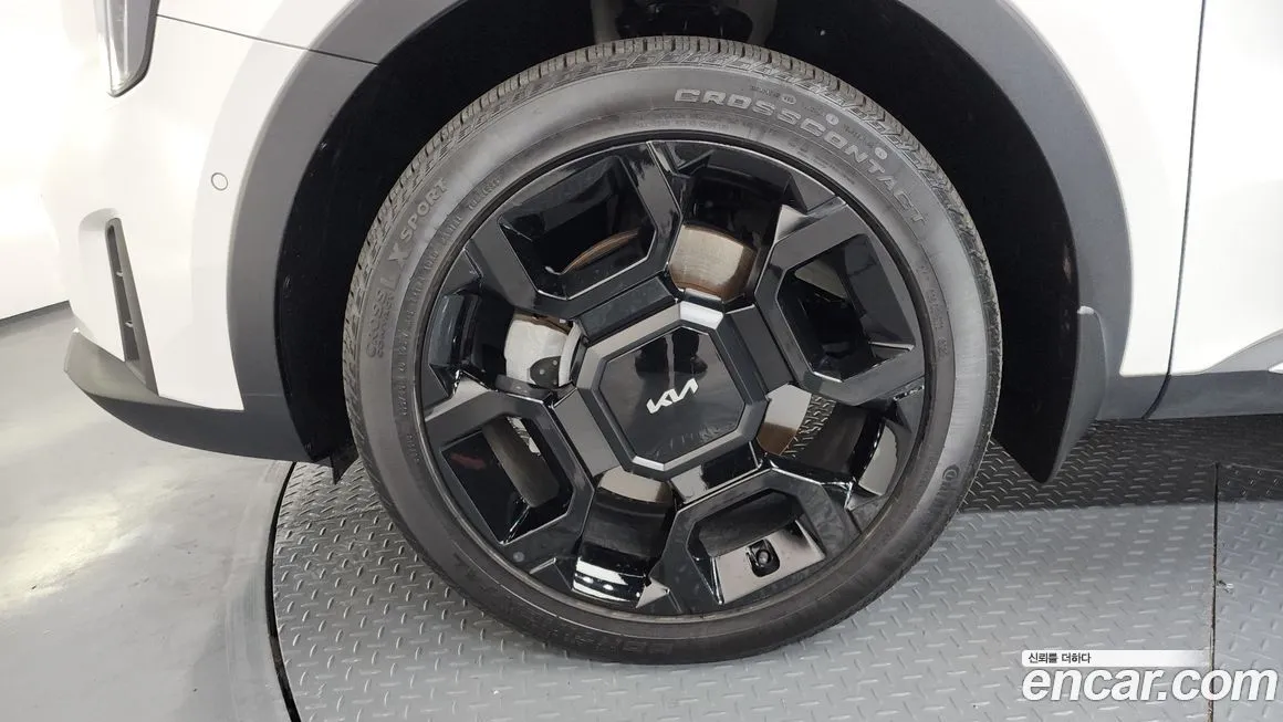 Kia Sorento — фото 7