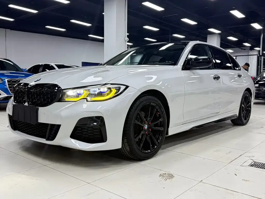 BMW 3 Series — фото 1