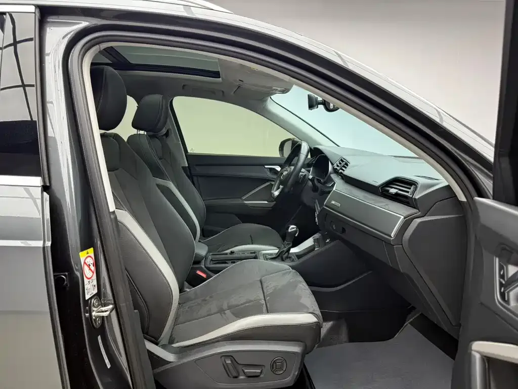 Audi Q3 2022 из CN, фото 5