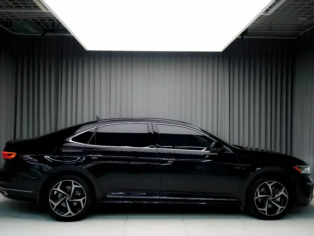 Volkswagen Passat — фото 3