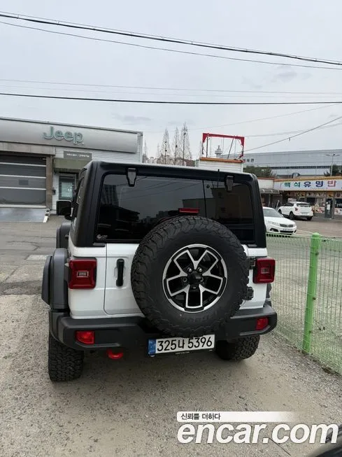 Jeep Wrangler 2024 из KR, фото 2