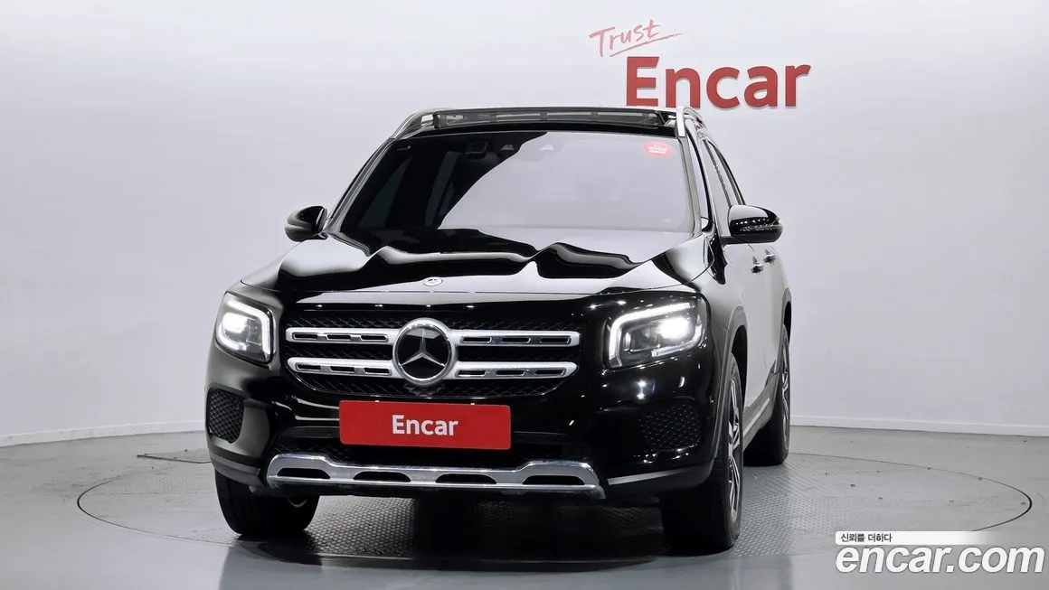 Mercedes-Benz GLB-Class — фото 2