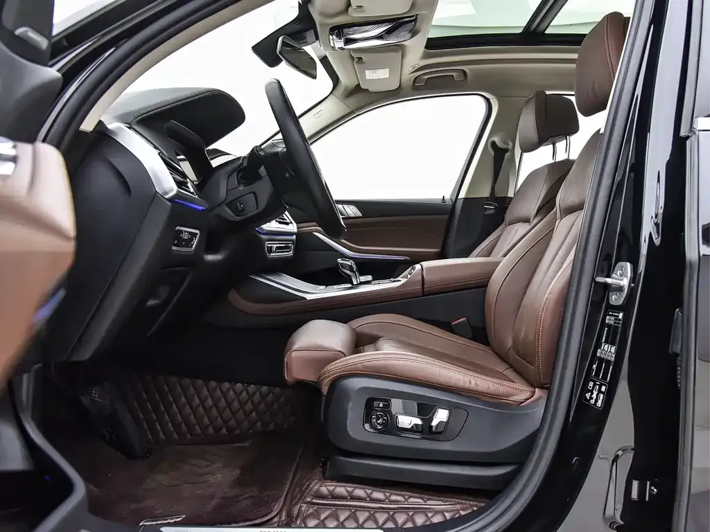 BMW X7 2022 из CN, фото 3