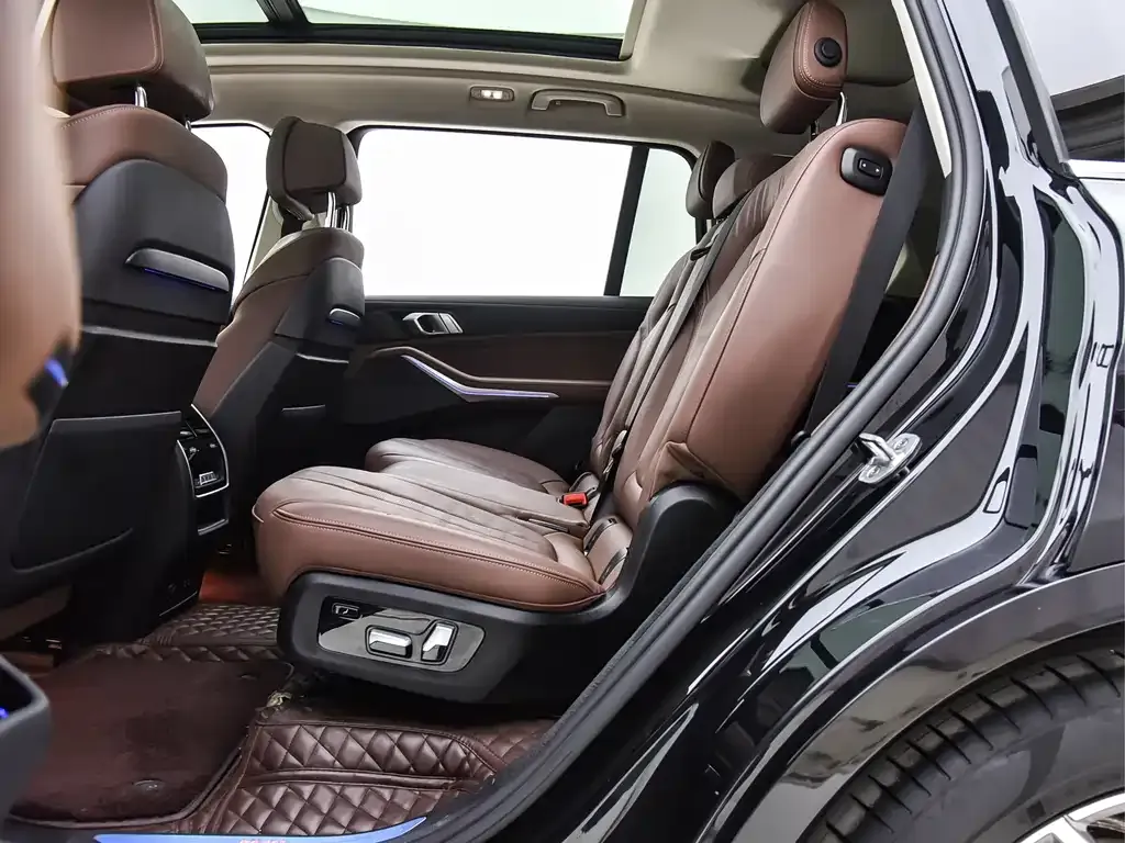 BMW X7 2022 из CN, фото 8