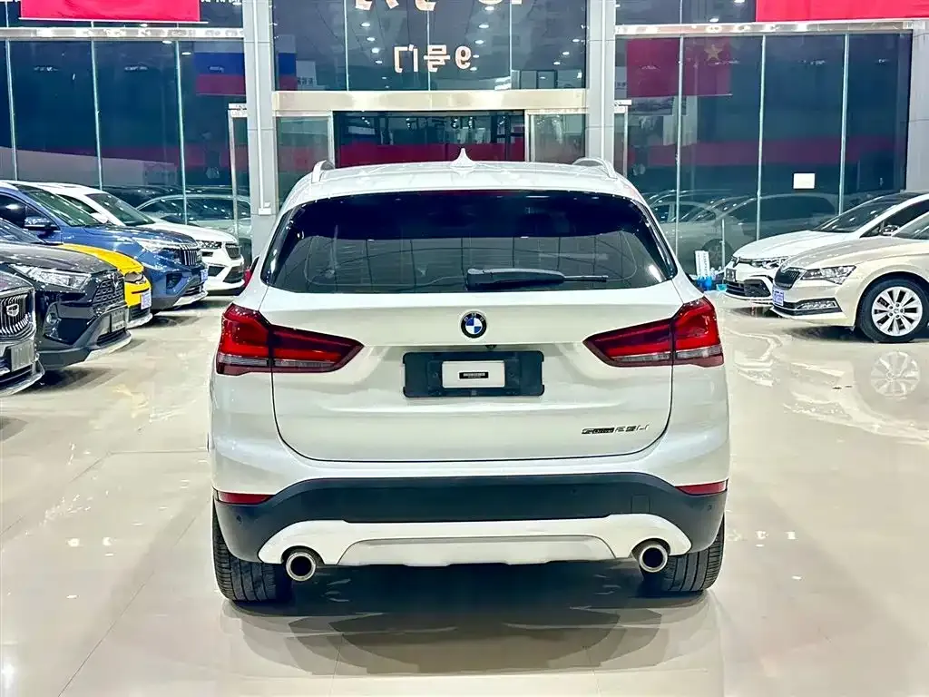 BMW X1 2021 из CN, фото 3