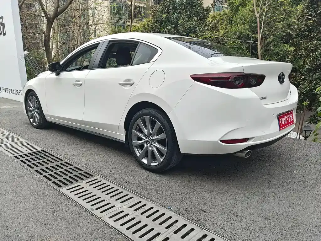 Mazda 3 Axela 2021 из CN, фото 8
