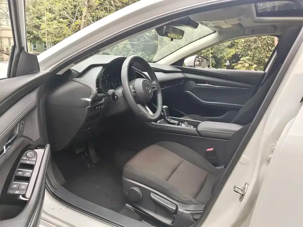 Mazda 3 Axela 2021 из CN, фото 9