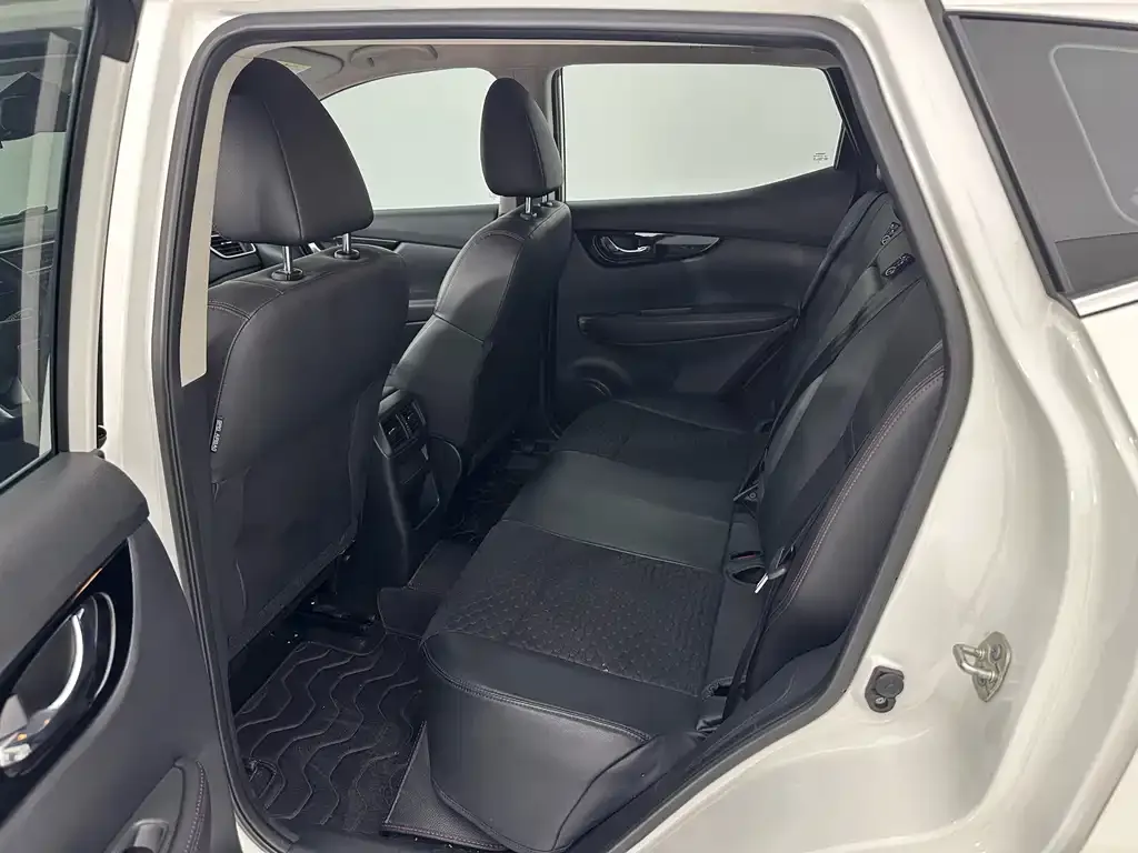 Nissan Qashqai — фото 3
