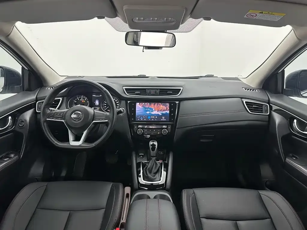 Nissan Qashqai — фото 4