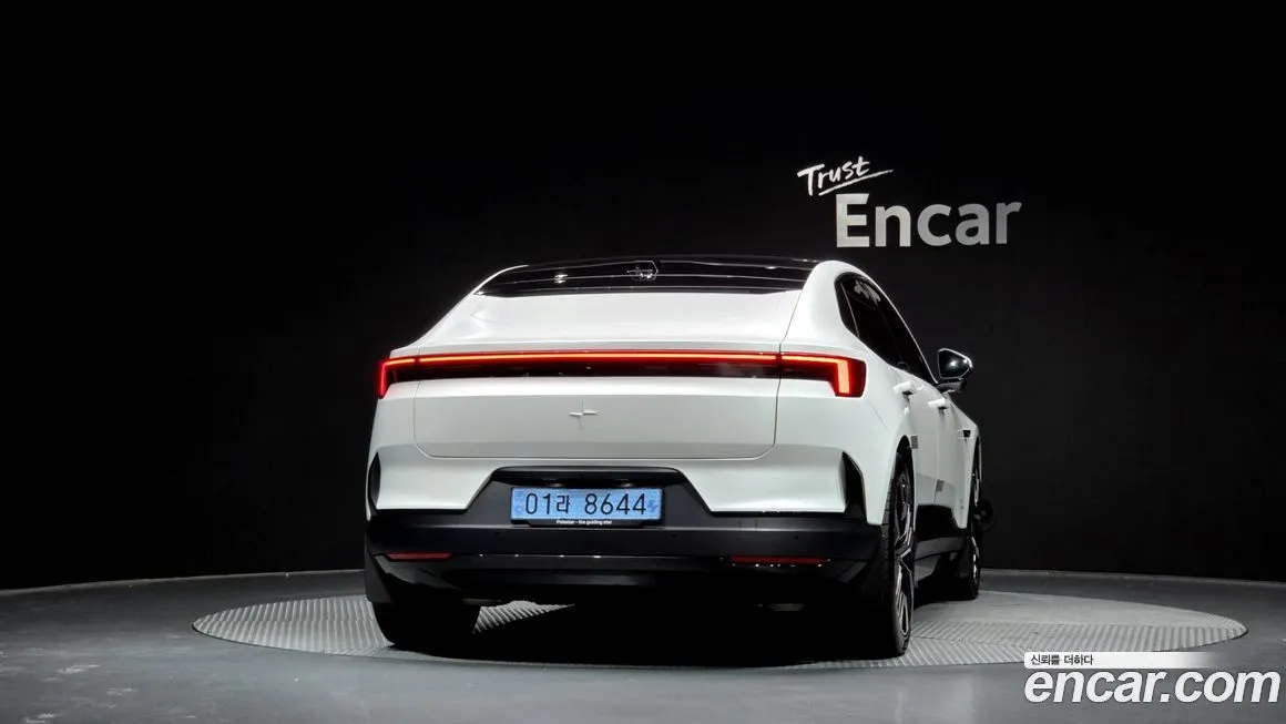 Polestar Polestar 4 — фото 3