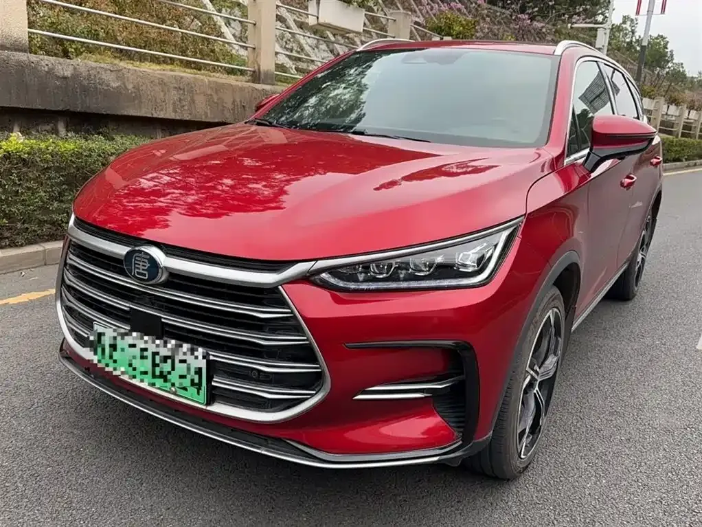 BYD Tang New Energy — фото 1