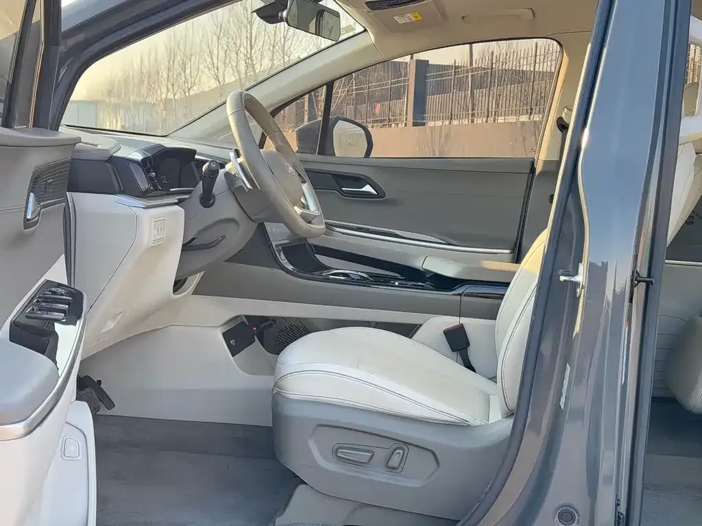 Hyundai Custo — фото 2