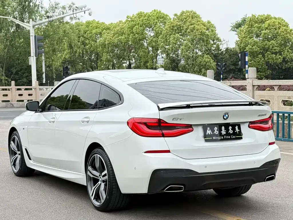 BMW 6 Series GT — фото 8