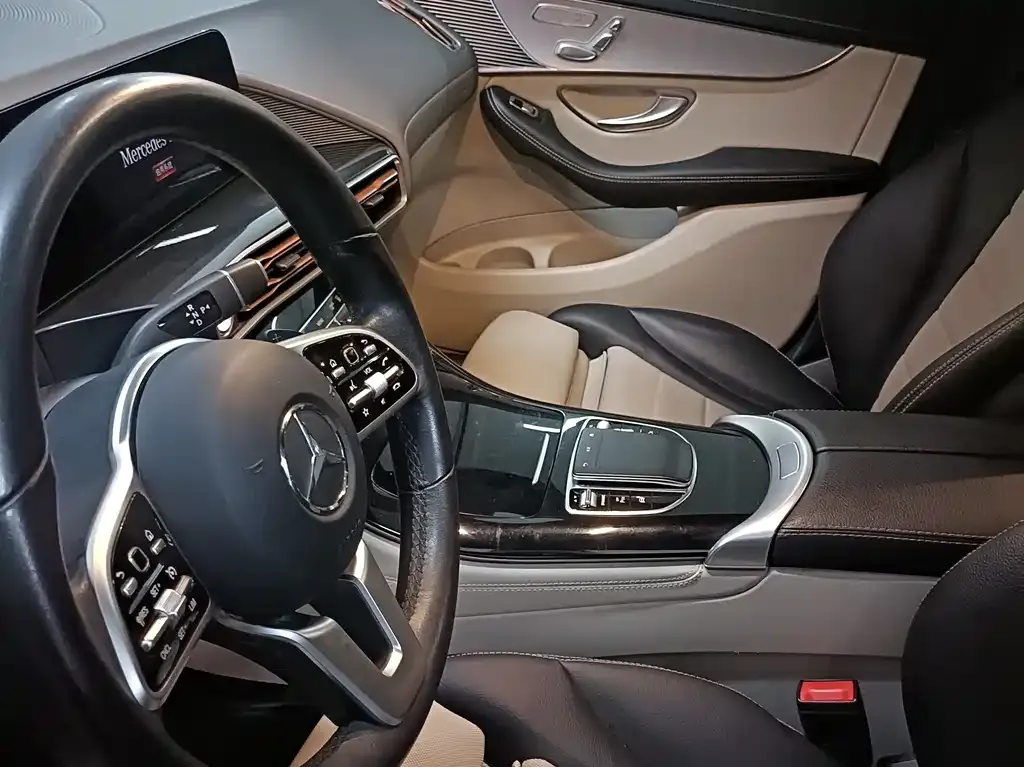 Mercedes-Benz EQC — фото 2
