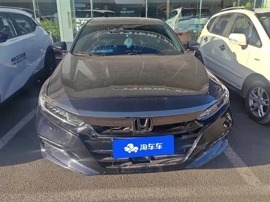 Honda Accord — фото 8