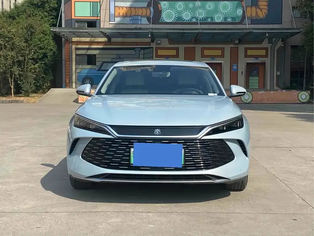 BYD Qin L — фото 10