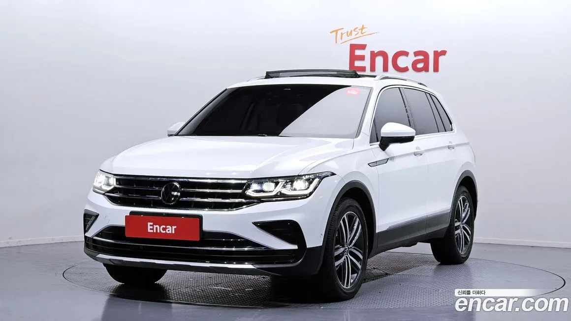 Volkswagen Tiguan — фото 1