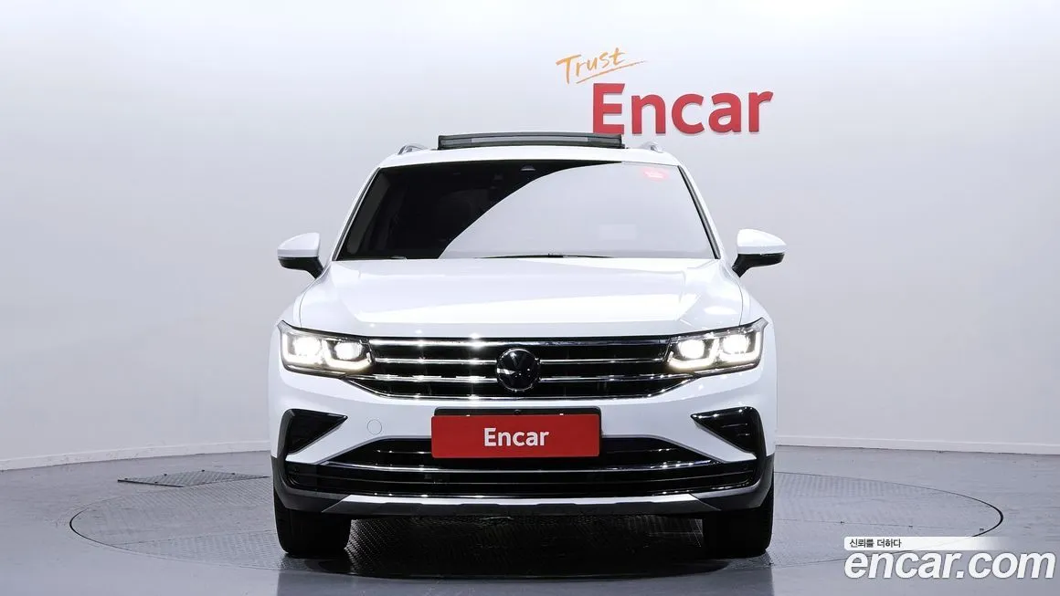 Volkswagen Tiguan — фото 5