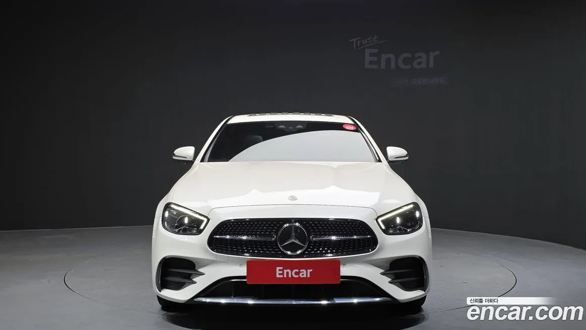 Mercedes-Benz E-Class — фото 5