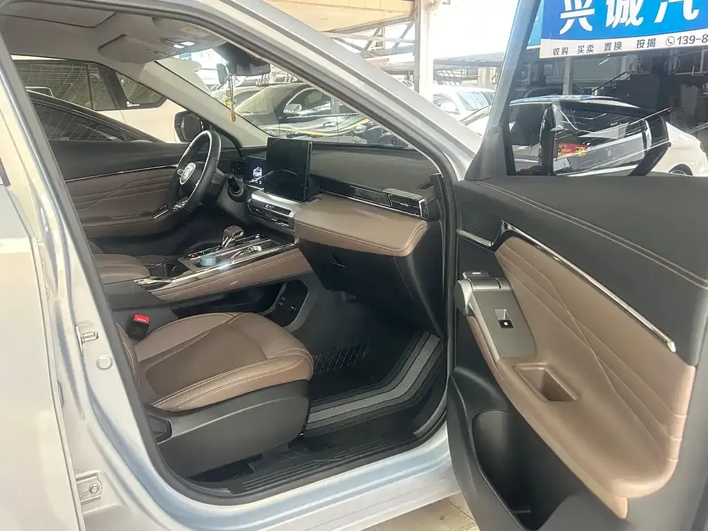 GAC Motor Trumpchi GS4 — фото 4