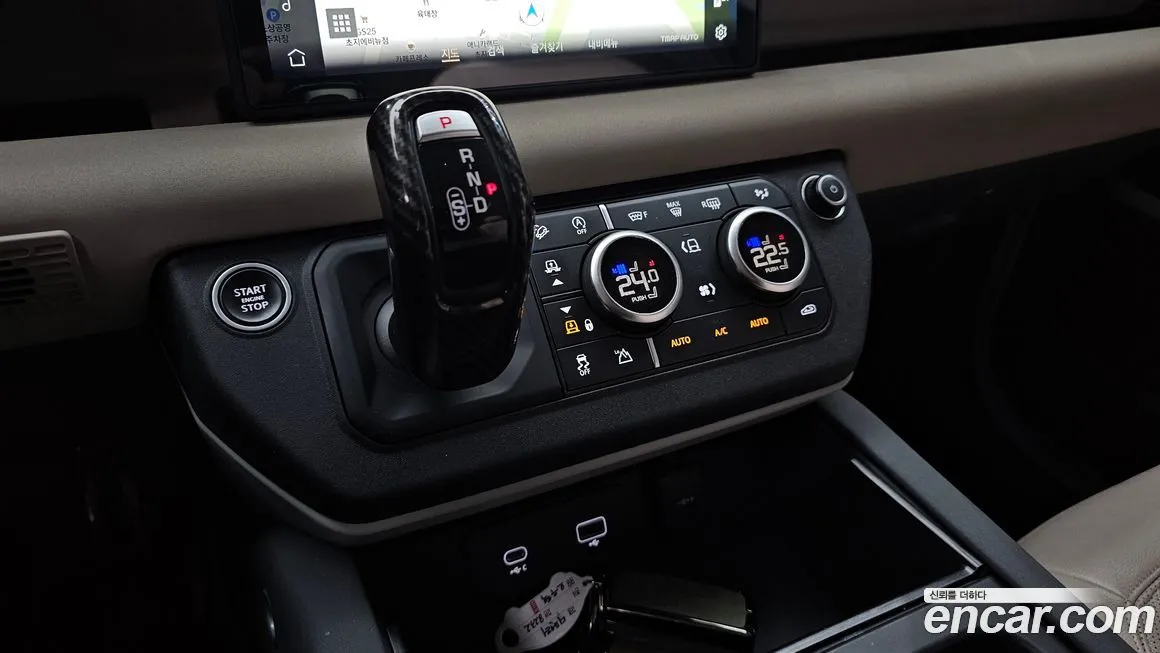 Land Rover Defender 2022 из KR, фото 7