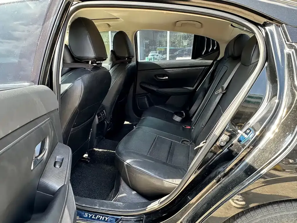 Nissan Sylphy 2021 из CN, фото 2