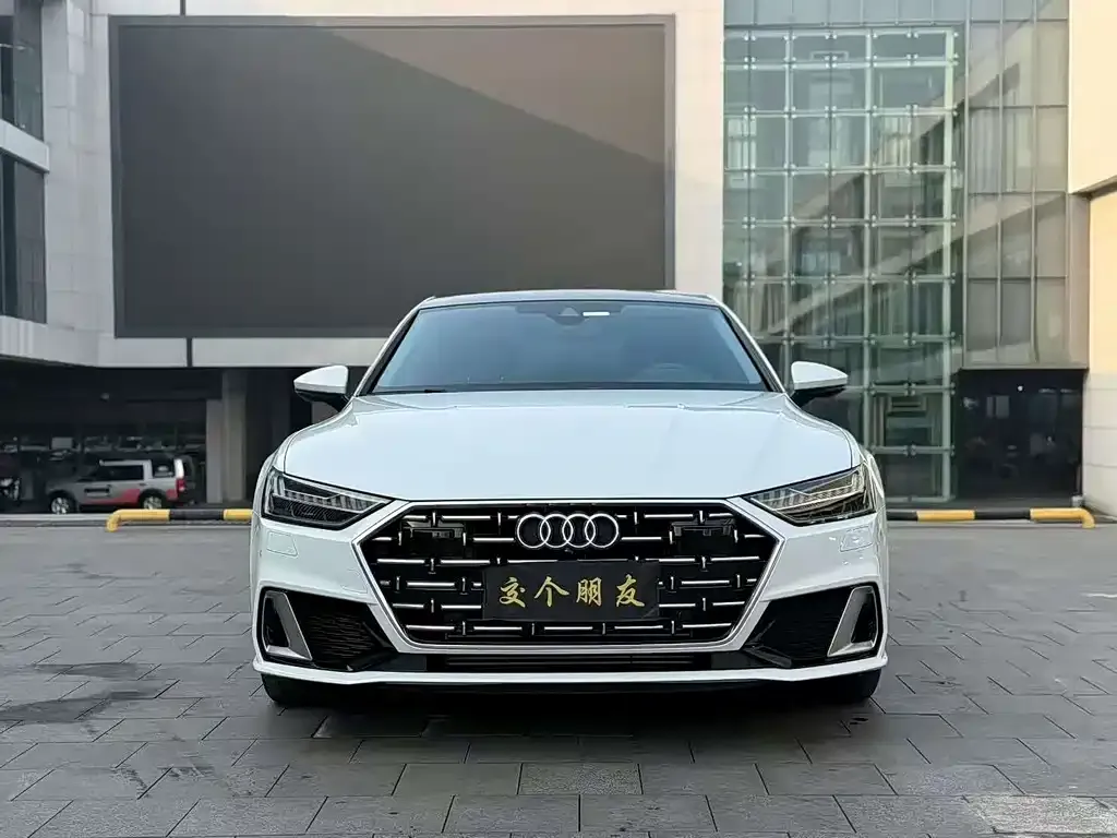 Audi A7L — фото 5