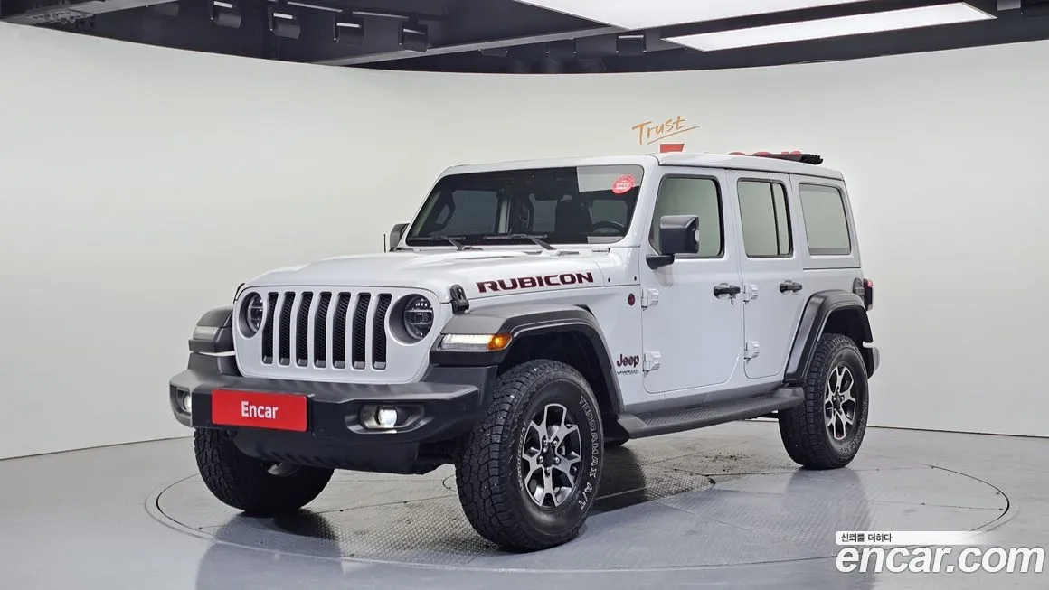 Jeep Wrangler — фото 1